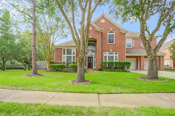 3002 Harvest Hill DR, Friendswood, TX 77546