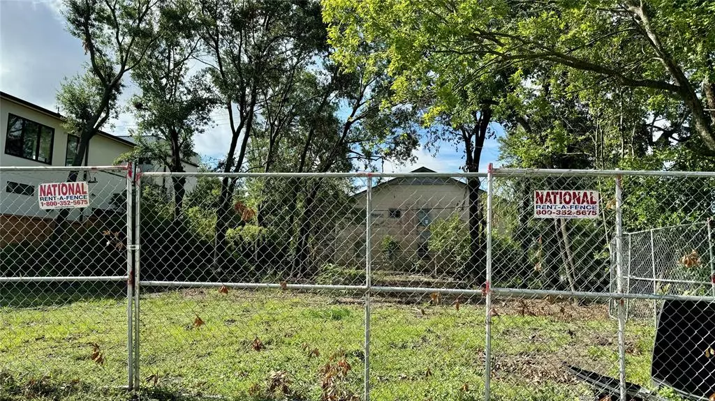 Houston, TX 77098,2041 Norfolk ST