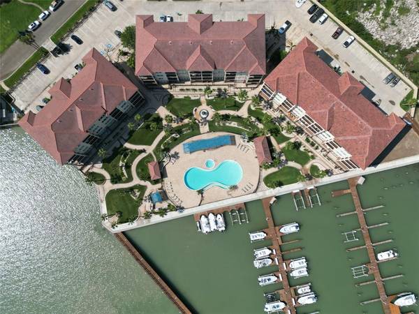 301 E Houston ST #3301, Port Isabel, TX 78578