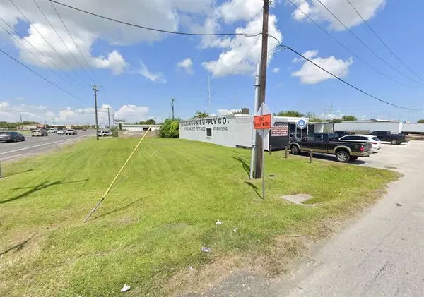 Texas City, TX 77,0 4th Ave S