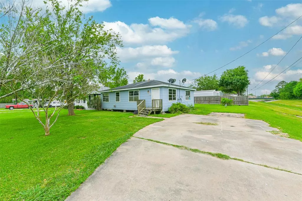 Santa Fe, TX 77510,4014 AVENUE Q 1/2