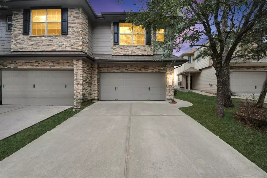 31 Wickerdale PL, The Woodlands, TX 77382