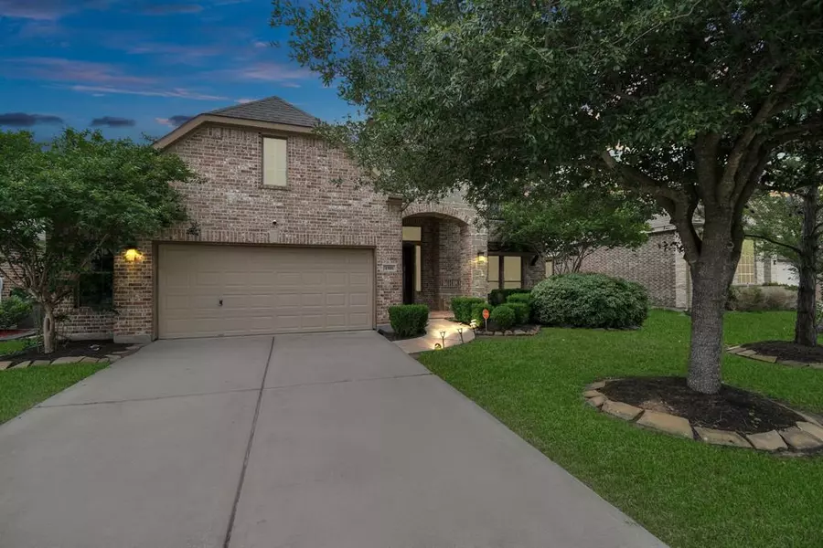 1518 Kent Valley LN, Rosenberg, TX 77471