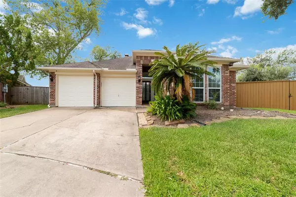 1635 Wild Rye TRL, Sugar Land, TX 77479