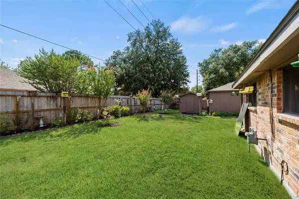 Houston, TX 77095,15731 Mesa Gardens DR