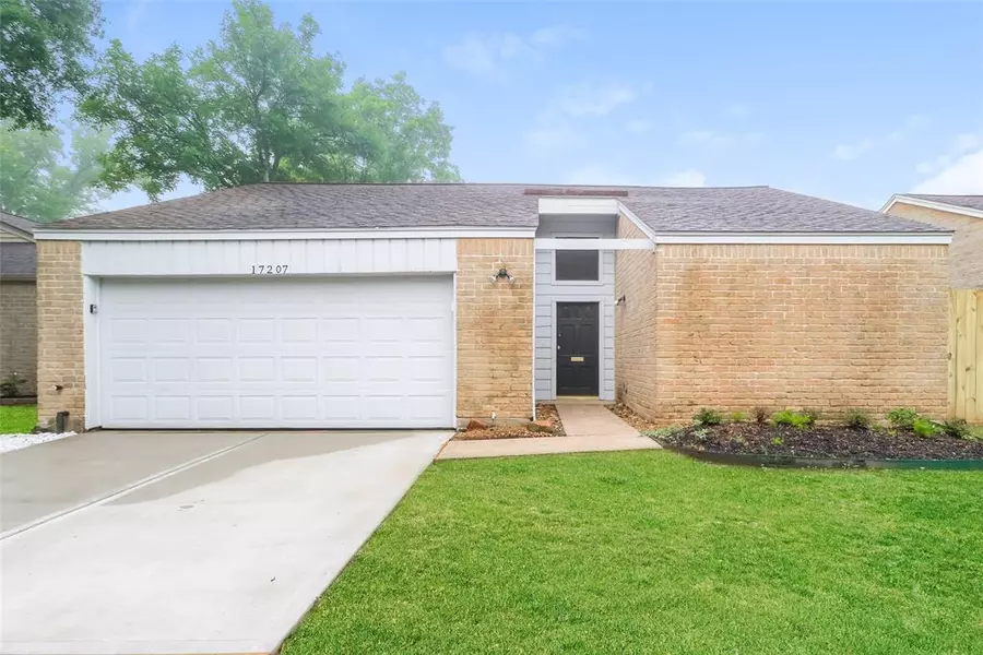 17207 E Sugar Meadow DR, Houston, TX 77090