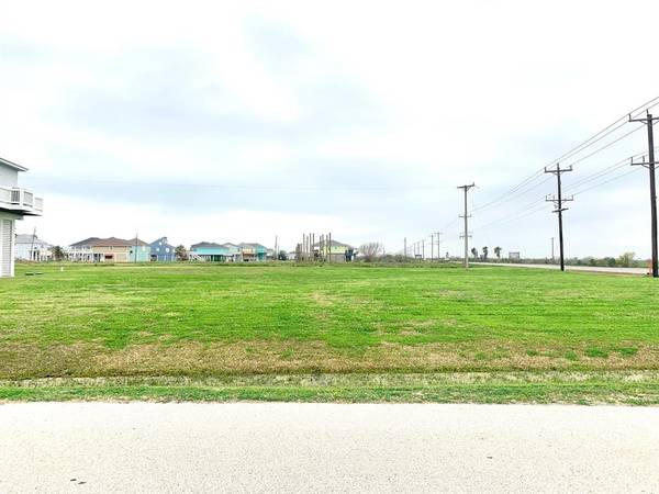 Crystal Beach, TX 77650,977 Sea Breeze