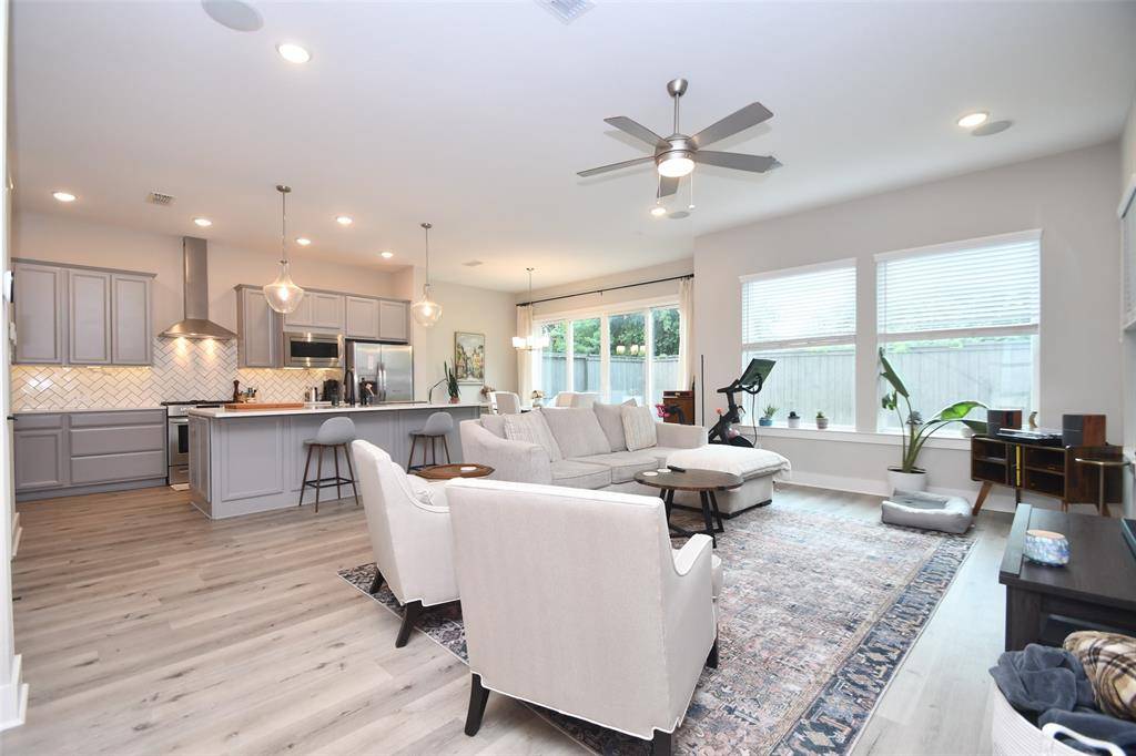 Houston, TX 77008,1412 Callaking PL