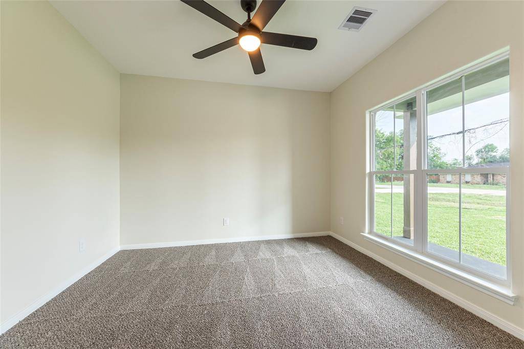 Santa Fe, TX 77517,14610 W 6th ST