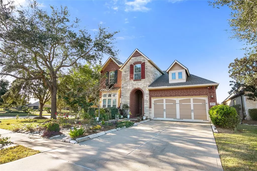 Sugar Land, TX 77479,6603 Cadogan CT