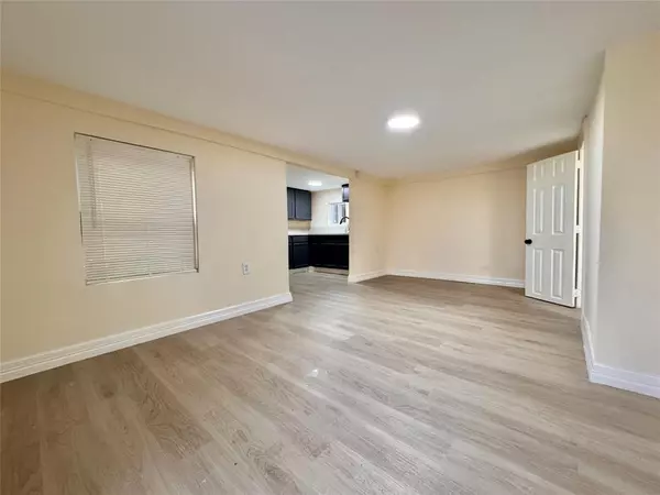 27 NORWOOD ST #2, Houston, TX 77011