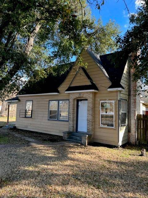 904 E Main ST, Madisonville, TX 77864