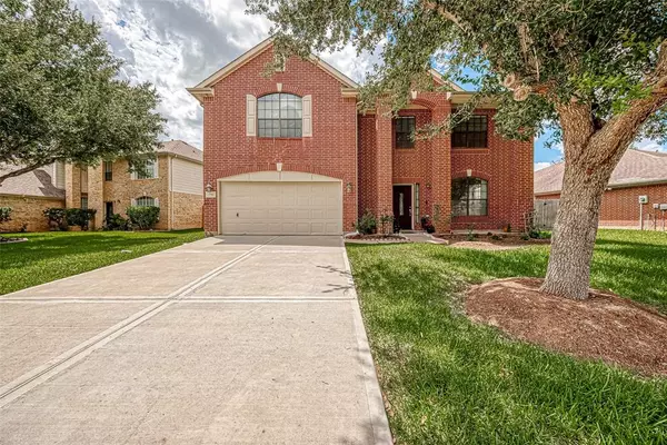 2706 Willow Springs LN, Sugar Land, TX 77479