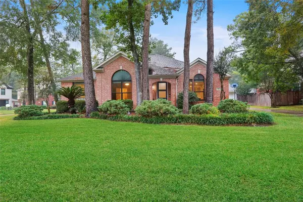 3 Ginger Bay PL, The Woodlands, TX 77382