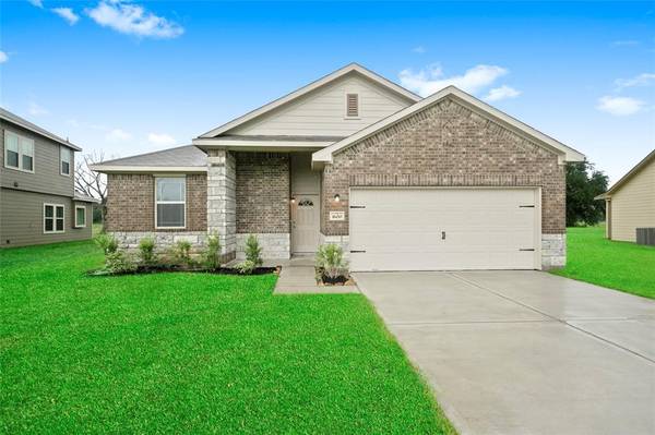 206 Road 5102F, Cleveland, TX 77327