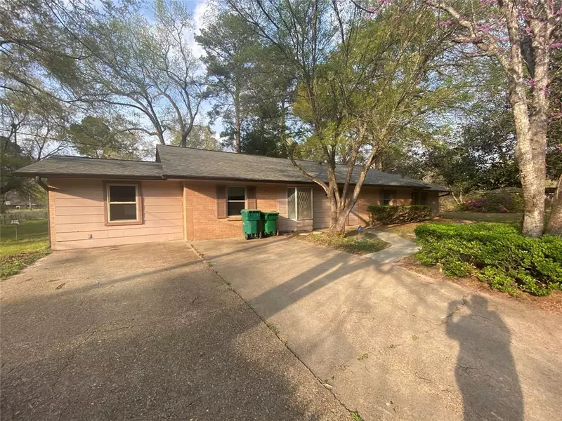 103 Rice ST, Cleveland, TX 77327