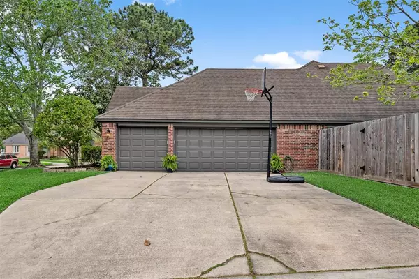 Humble, TX 77346,18702 Half Volley CIR