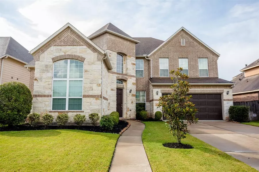 4622 Regal Shadow LN, Sugar Land, TX 77479