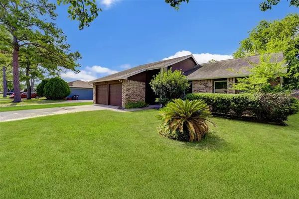 Houston, TX 77065,13623 Wimbledon Oaks DR