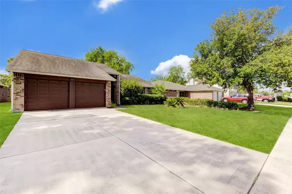 Houston, TX 77065,13623 Wimbledon Oaks DR