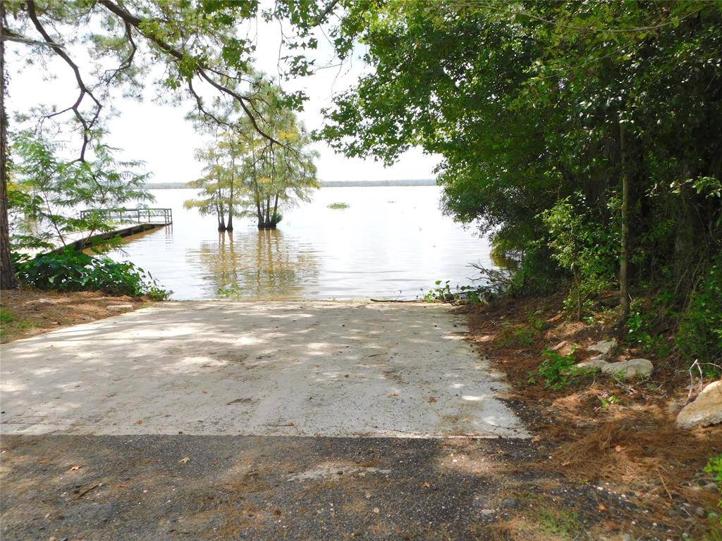 Woodville, TX 75979,240 County Road 4140