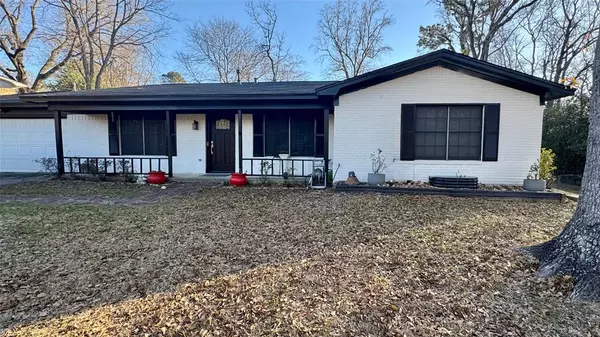 Palestine, TX 75801,1406 E Brazos st