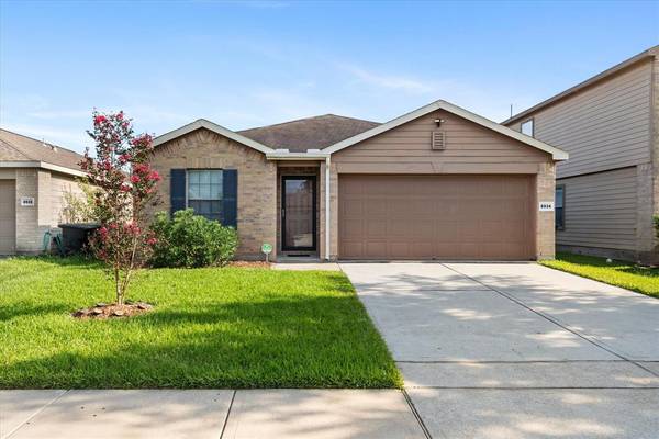 8934 Summerset Meadow CT, Houston, TX 77075