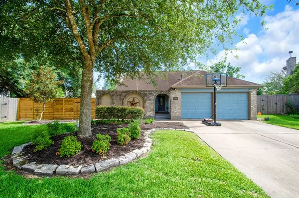 Houston, TX 77062,15414 Woodcote CT