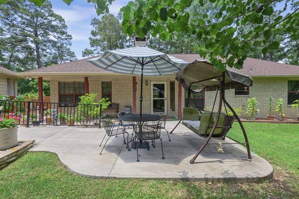 238 Robin Dawn, Livingston, TX 77351