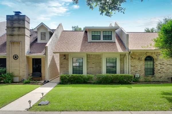 20 Wellington PARK, Baytown, TX 77520