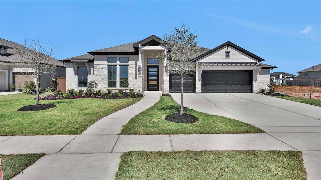 5007 Lake Vista DR, Manvel, TX 77578