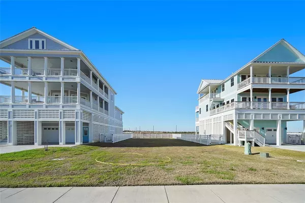 Galveston, TX 77550,16 Grand Beach BLVD