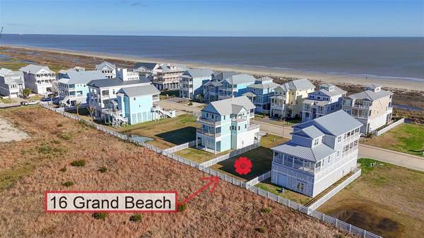 16 Grand Beach BLVD, Galveston, TX 77550