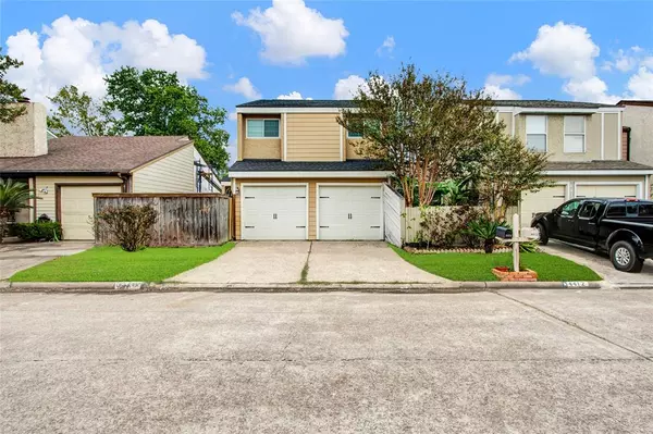 4414 Stanford CT, Houston, TX 77041