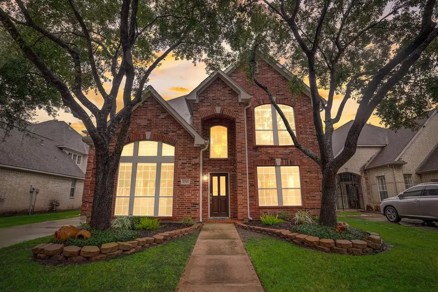 1750 Lakeside Enclave DR, Houston, TX 77077