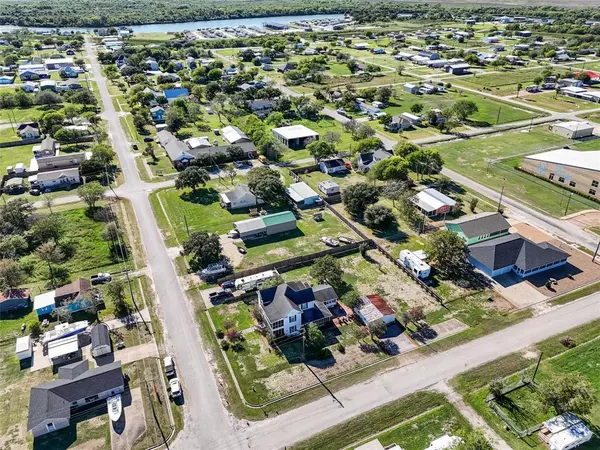 Matagorda, TX 77457,838 Lewis ST