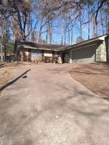 3701 Live Oak DR, Nacogdoches, TX 75965