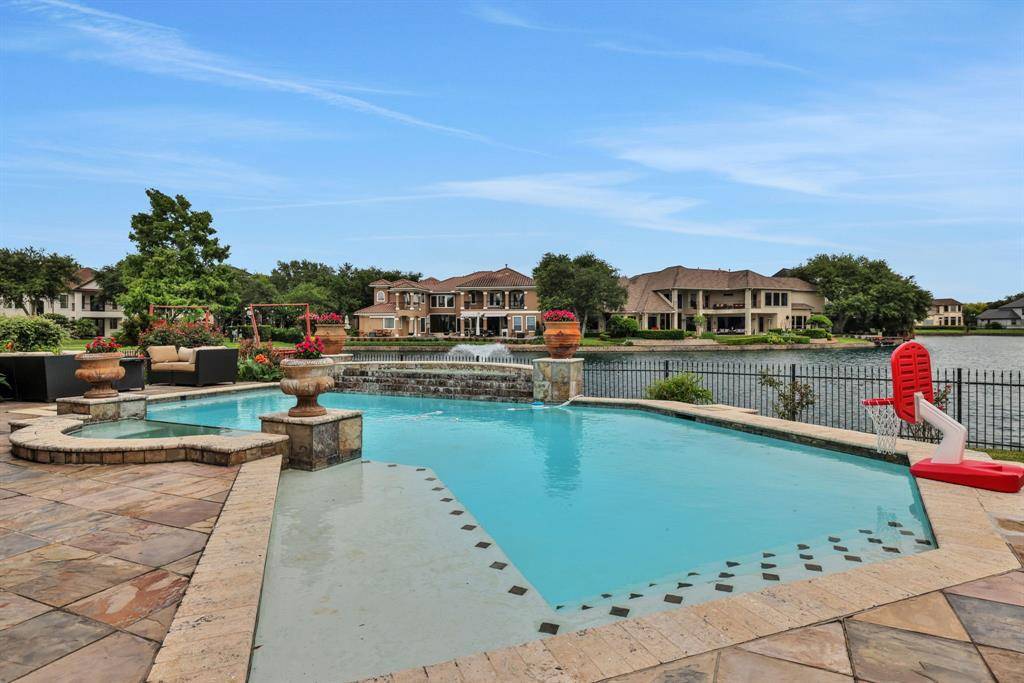 Sugar Land, TX 77479,4 Camden CT