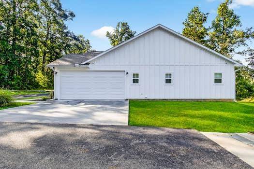 Livingston, TX 77351,433 E Hickory DR E