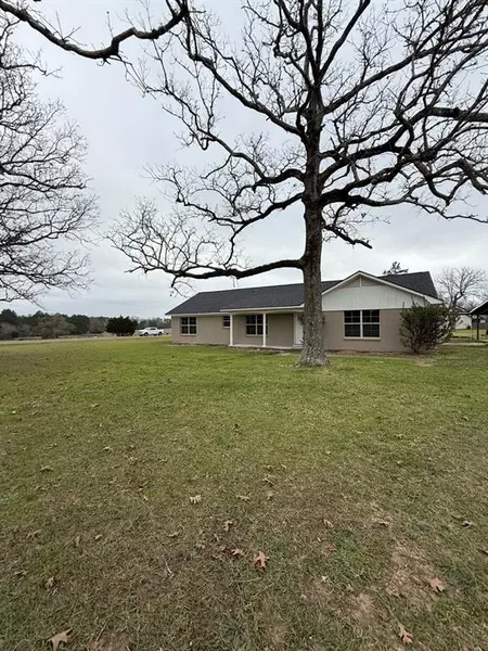 153 Jr Phillips RD, Livingston, TX 77351