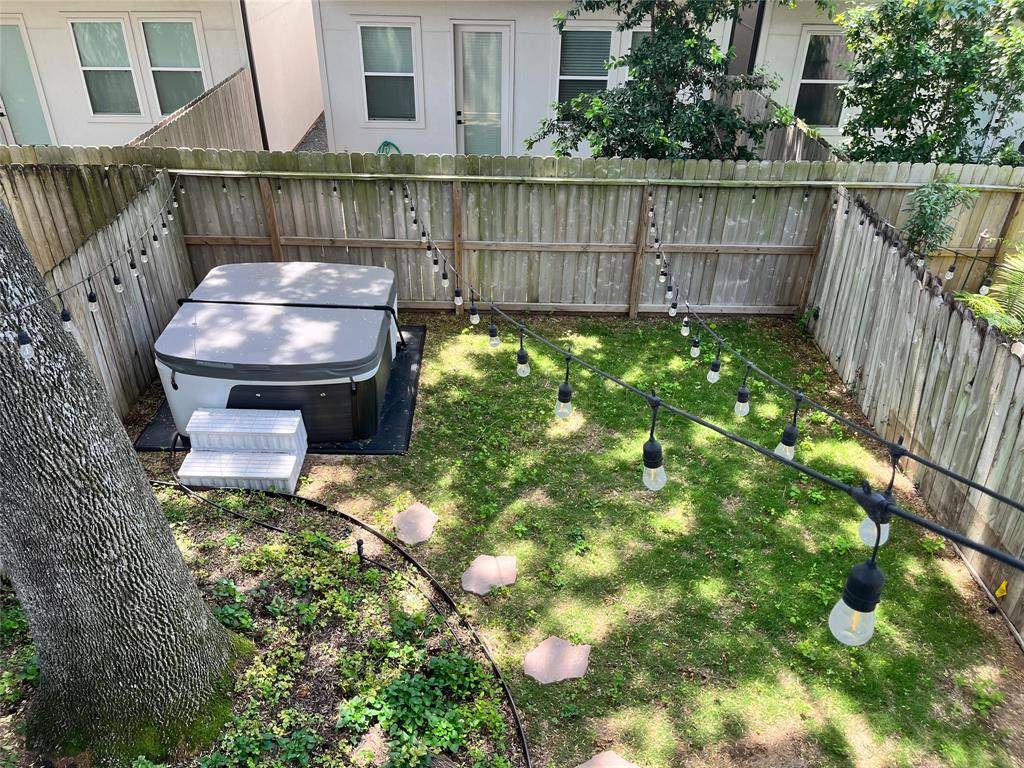 Houston, TX 77008,1409 Blair ST