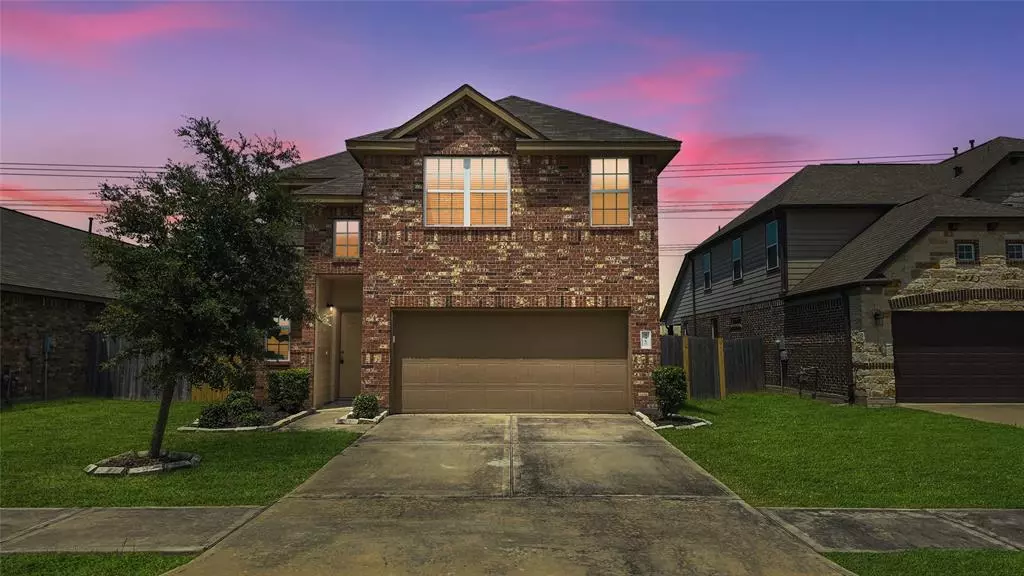 3415 Falling Brook DR, Baytown, TX 77521