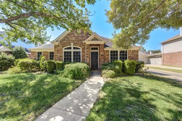 8711 Melting Shadows LN, Houston, TX 77095