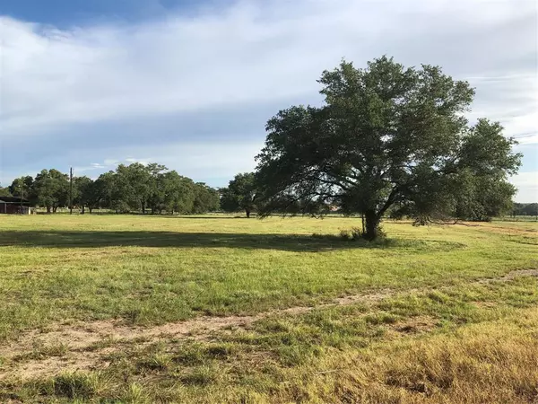 Hallettsville, TX 77964,Lot 2 PVT 1671