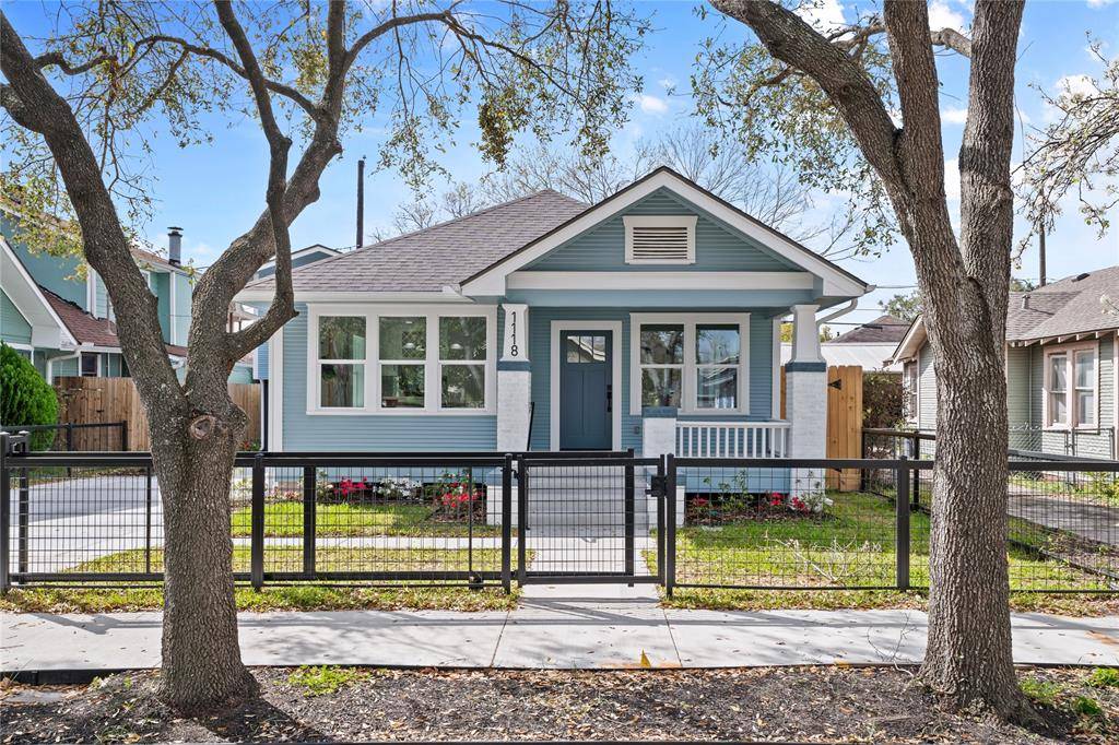 1118 W Cottage ST, Houston, TX 77009