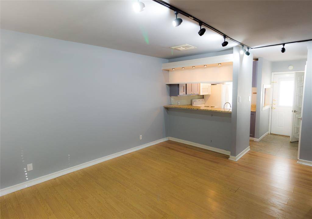Houston, TX 77006,1205 Autrey ST #16