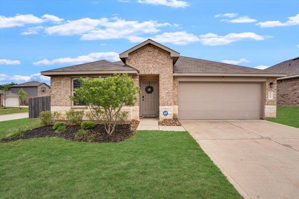 40445 Red Poppy LN, Magnolia, TX 77354