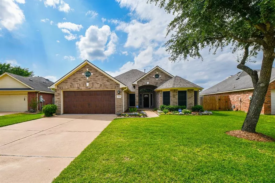 12810 Cedar Cliff LN, Cypress, TX 77429