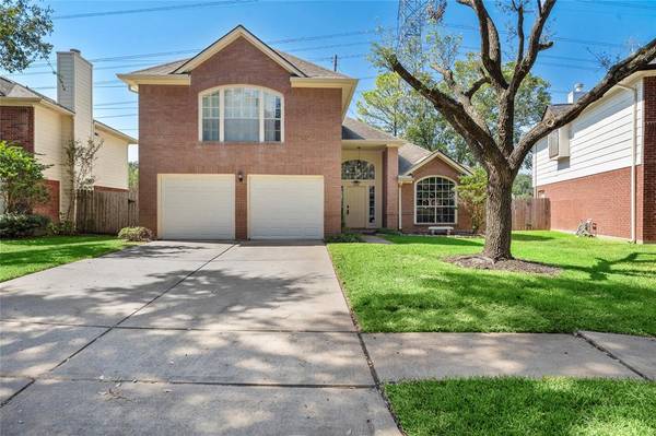 4210 W Meadows DR, Sugar Land, TX 77479