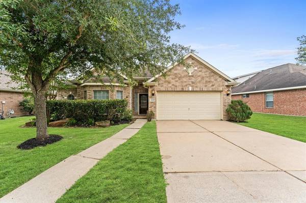 12043 Bogey WAY,  Pearland,  TX 77581